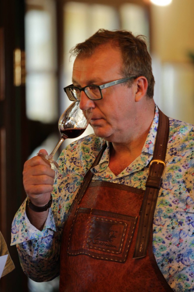 Олів'є Дога, винний консультант Колоніста