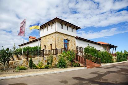 День народження виноробні 