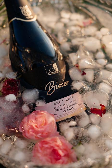 Біссер розе вино ігристе витримане брют рожеве тираж 2023