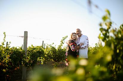 Іван та Алла Плачкови запрошують Вас на батьківщину дивовижних вин Придунайської Бессарабії!