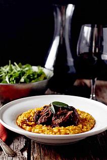 Їжа та вино: експерти про улюблені поєднання