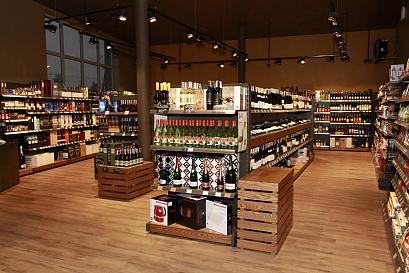 Виномаркет Wine Time у Стоянці